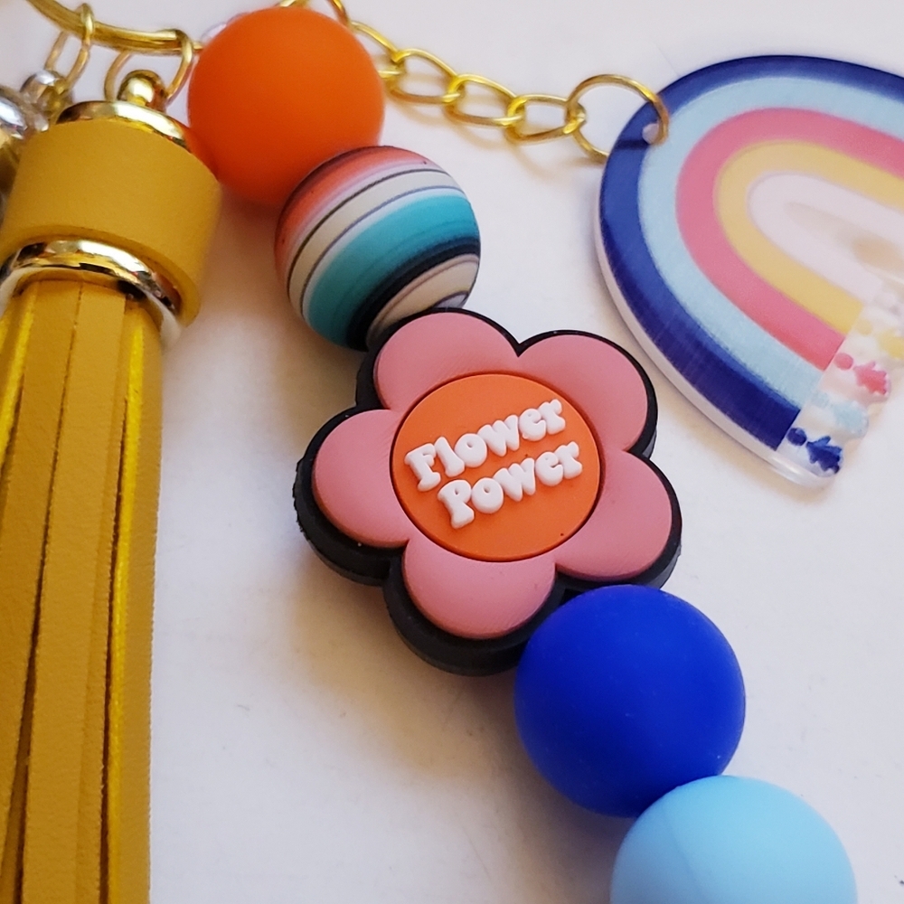 Handmade SiIicone Focal Beaded Rainbow 70s Peace Flower Power Keychain - Picture 4 of 5